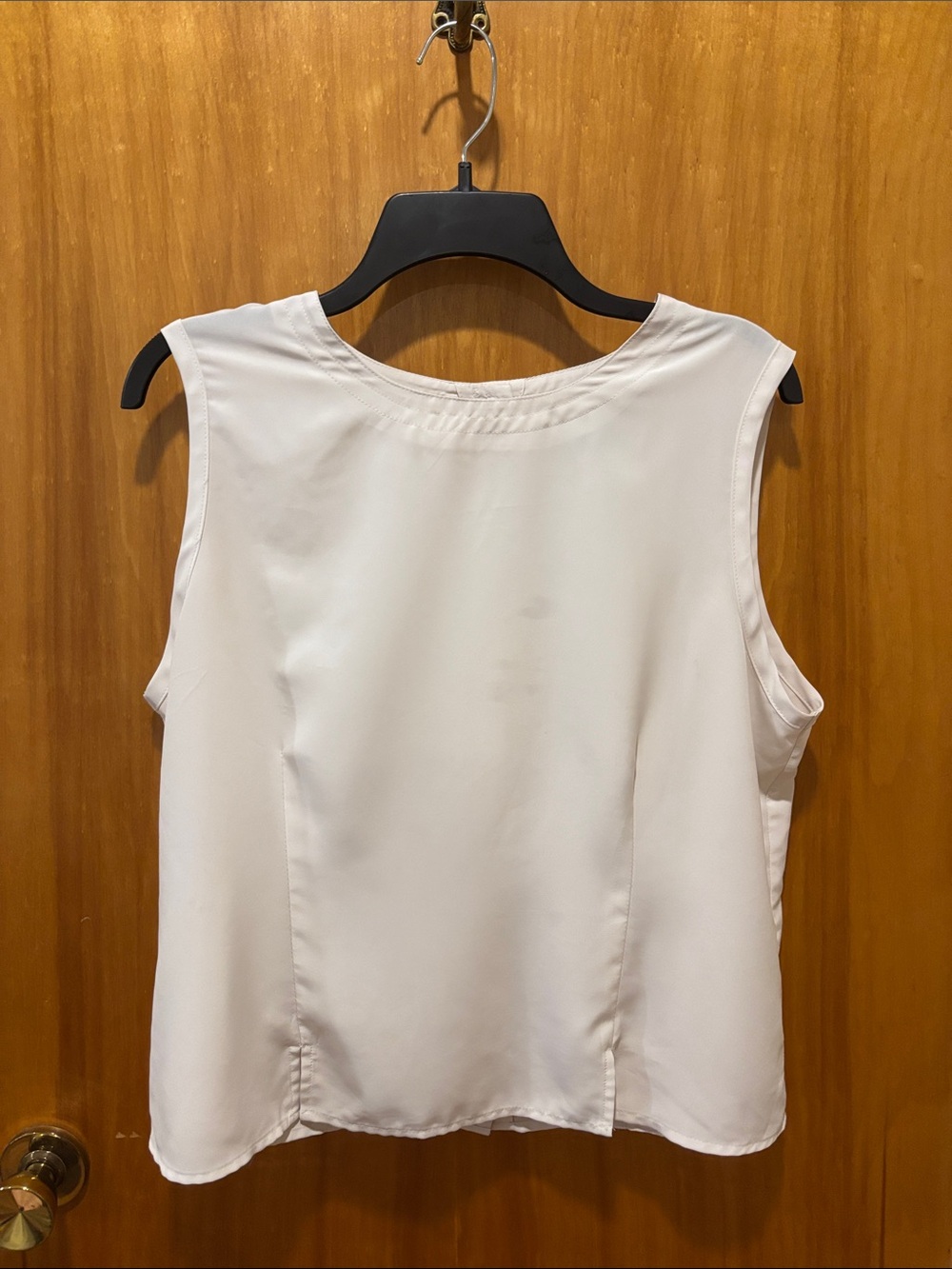 Notations White Sleeveless Satin-Look Camisole
